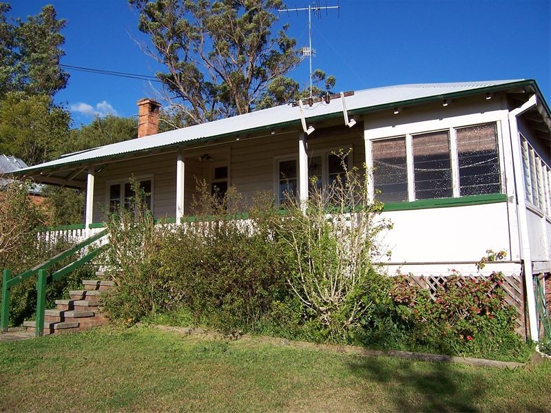 14 Memorial Avenue, Stroud NSW 2425