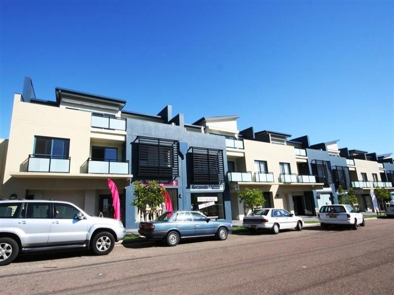 1/41 Charles Street, Warners Bay NSW 2282