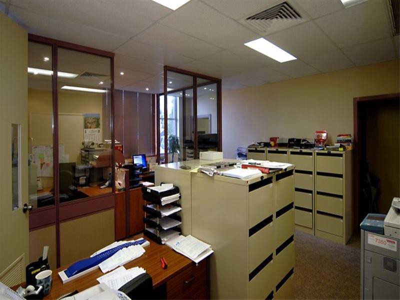 2 – 4 McDougall, Kotara NSW 2289