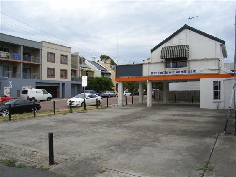 70 Tudor Street, Hamilton NSW 2303