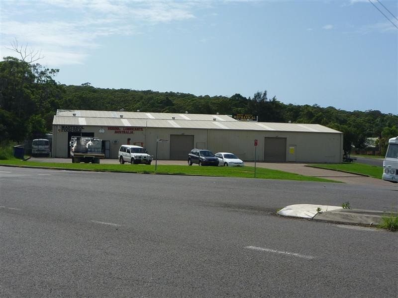 3 Cnr Gundy Street & Teran Close, Gateshead NSW 2290