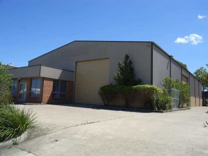 8 Ironbark Close, Warabrook NSW 2304