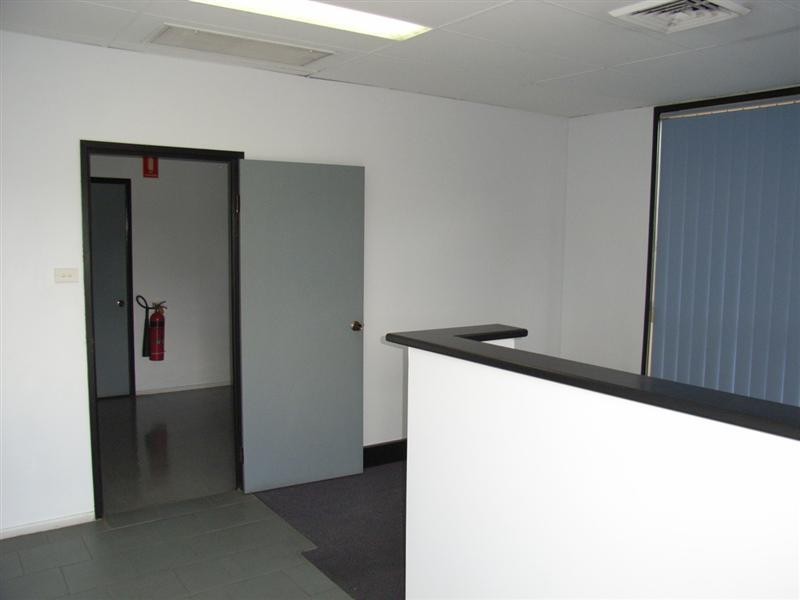 8 Ironbark Close, Warabrook NSW 2304