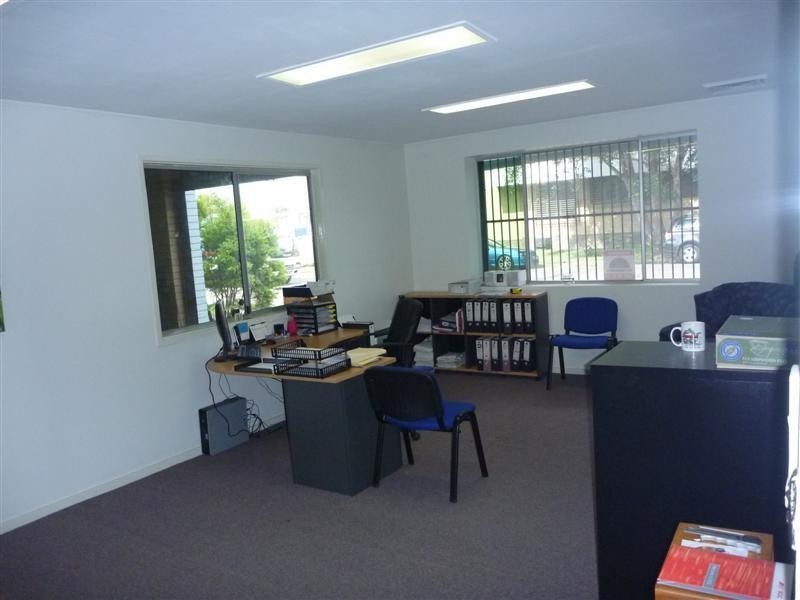 16 Mc Dougall Street, Kotara NSW 2289