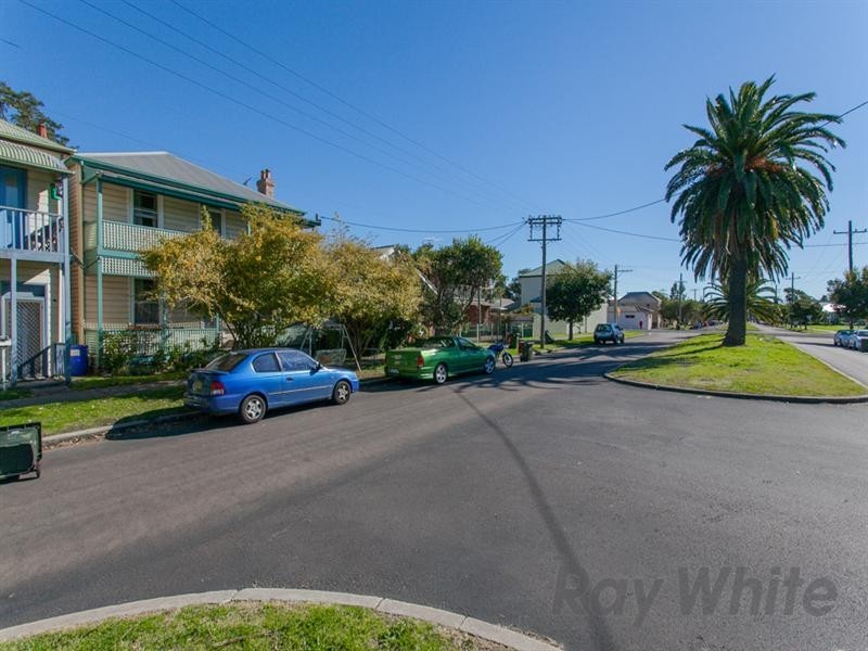 105 Gipps Street, Carrington NSW 2294