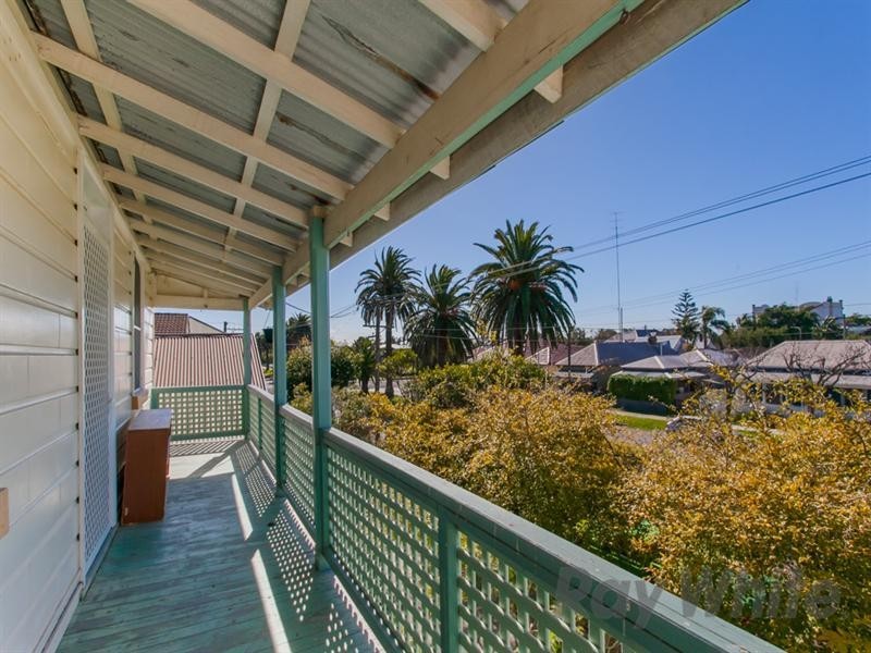 105 Gipps Street, Carrington NSW 2294