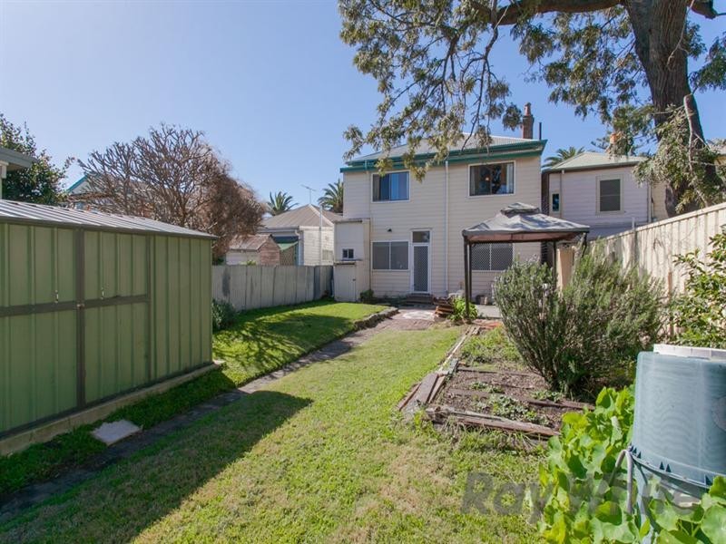 105 Gipps Street, Carrington NSW 2294