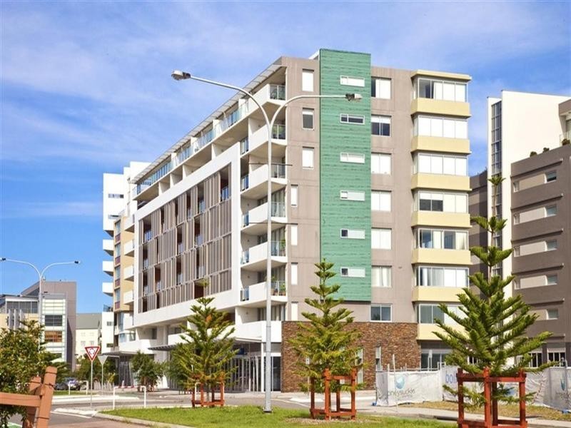 203/4 Honeysuckle Drive, Newcastle NSW 2300