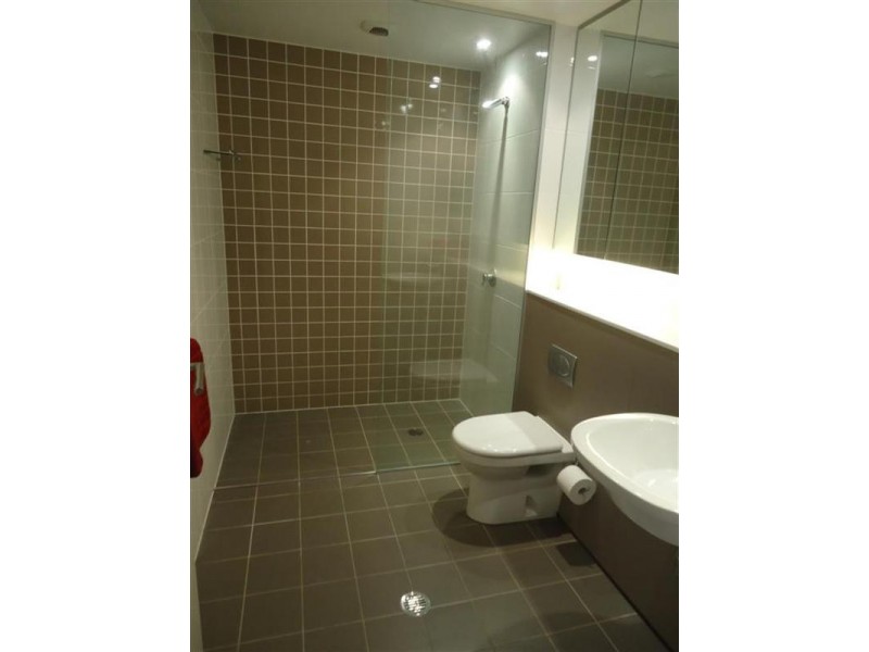 203/4 Honeysuckle Drive, Newcastle NSW 2300