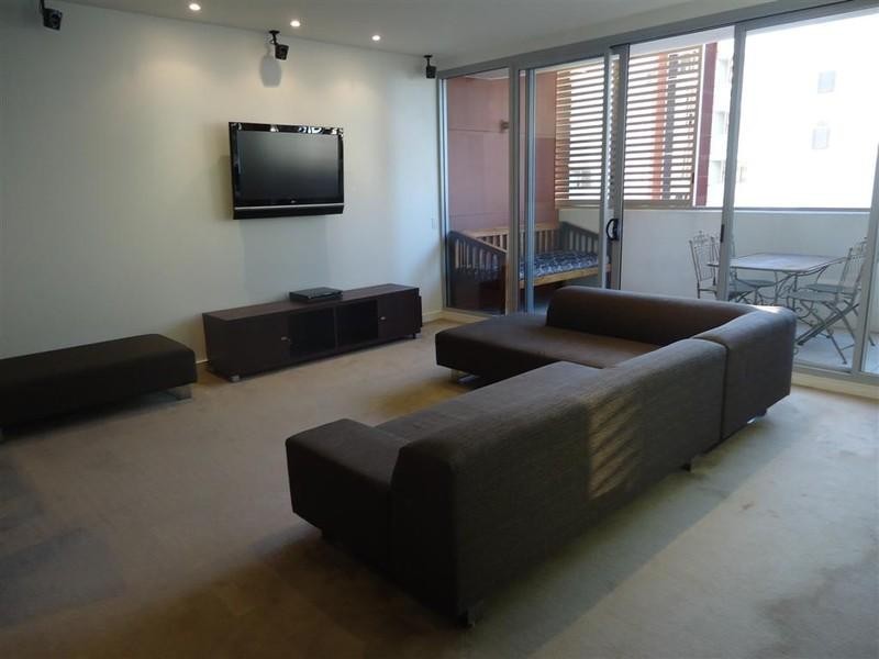 203/4 Honeysuckle Drive, Newcastle NSW 2300