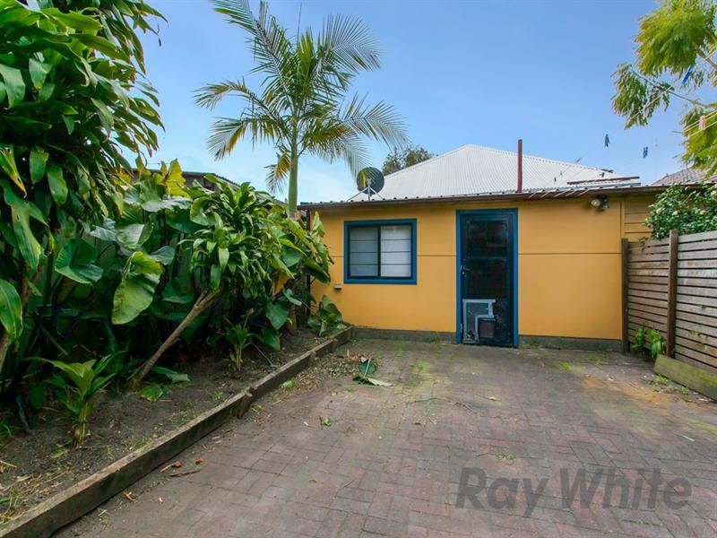 19 Sunderland Street, Mayfield NSW 2304