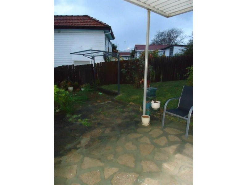 16 Hallvert Crescent, Charlestown NSW 2290