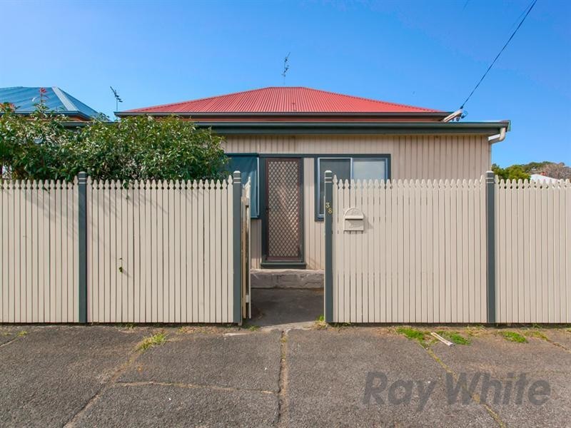 38 Mitchell Street, Stockton NSW 2295