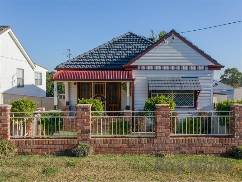 4 Lumsden Lane, Wallsend NSW 2287