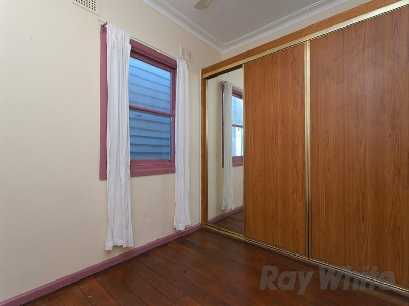 42 Young Street, Carrington NSW 2294