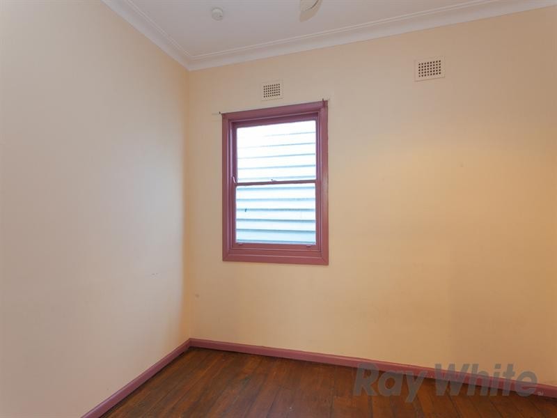 42 Young Street, Carrington NSW 2294