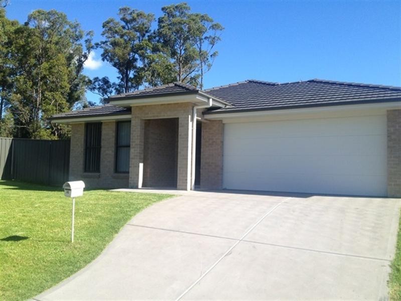 30 Johnson Drive, East Maitland NSW 2323