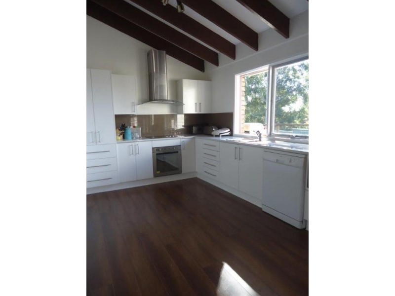 41 Yara Crescent, Maryland NSW 2287