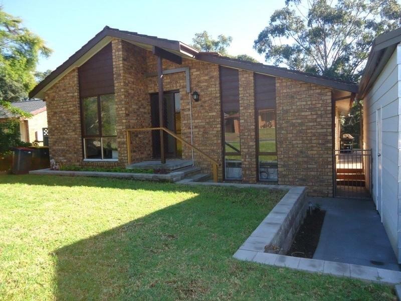 41 Yara Crescent, Maryland NSW 2287