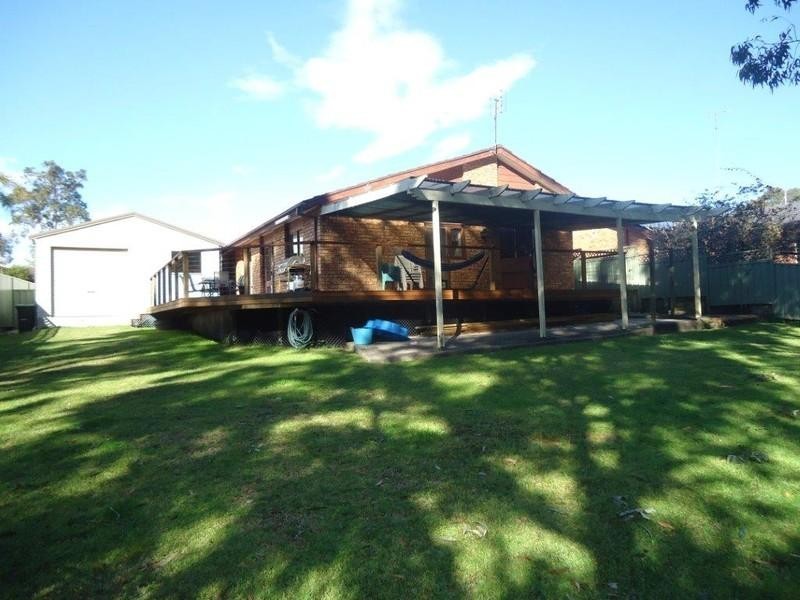 41 Yara Crescent, Maryland NSW 2287