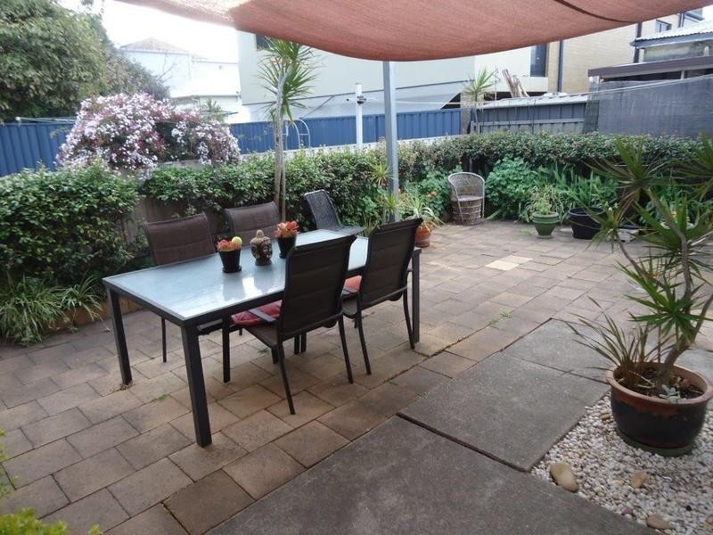 30 Buchanan Street, Merewether NSW 2291