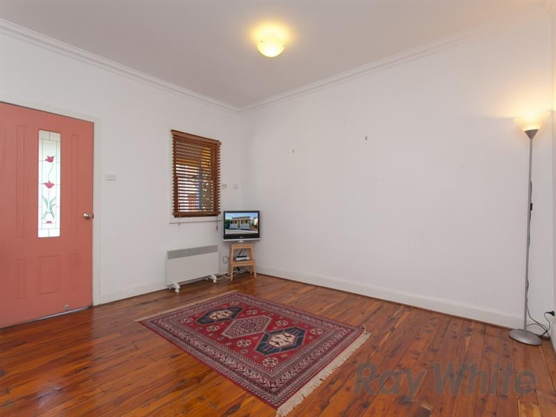 36 Rodgers Street, Carrington NSW 2294