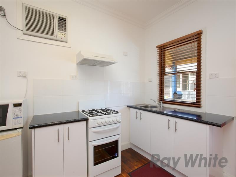 36 Rodgers Street, Carrington NSW 2294