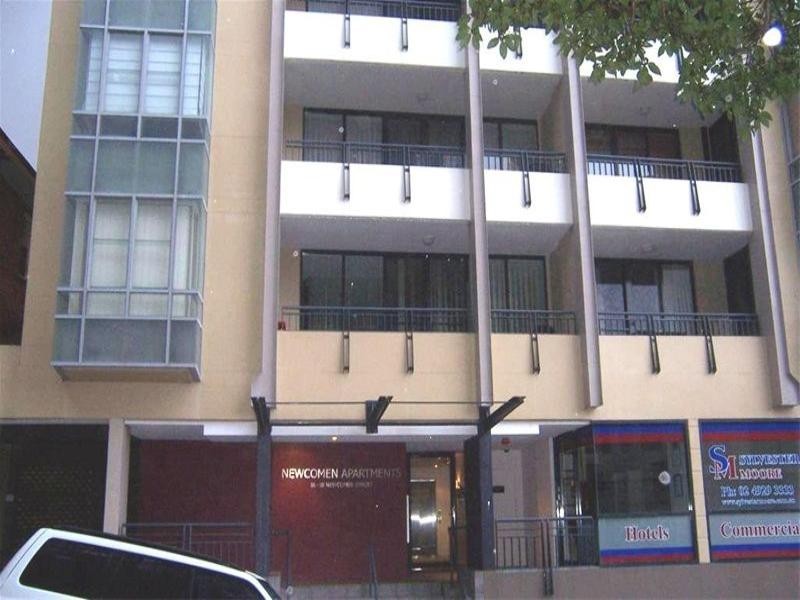 4/16 Newcomen Street, Newcastle NSW 2300