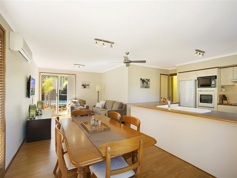 1 Fosterton Close, Maryland NSW 2287