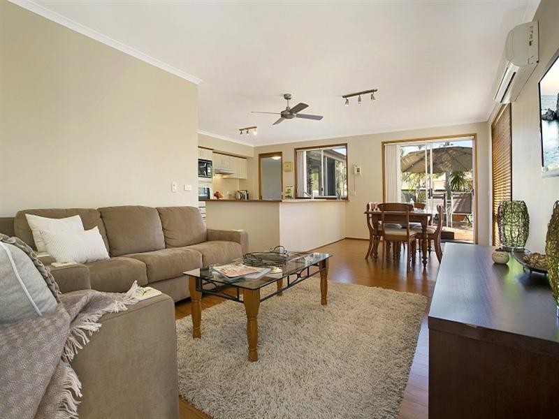 1 Fosterton Close, Maryland NSW 2287