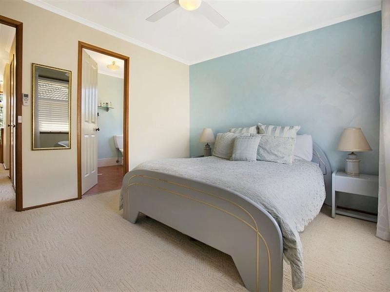 1 Fosterton Close, Maryland NSW 2287