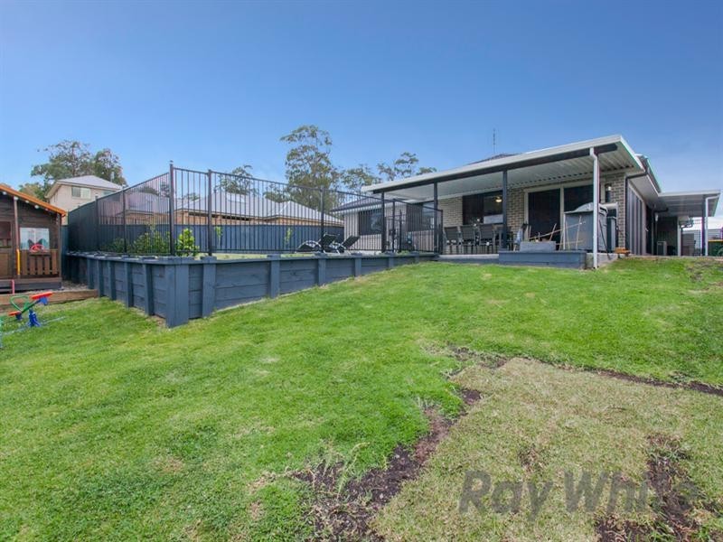 12 Kurraka Drive, Fletcher NSW 2287