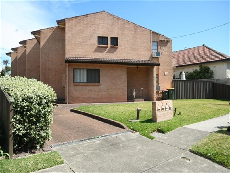 Unit 2/33 Howe Street, Lambton NSW 2299
