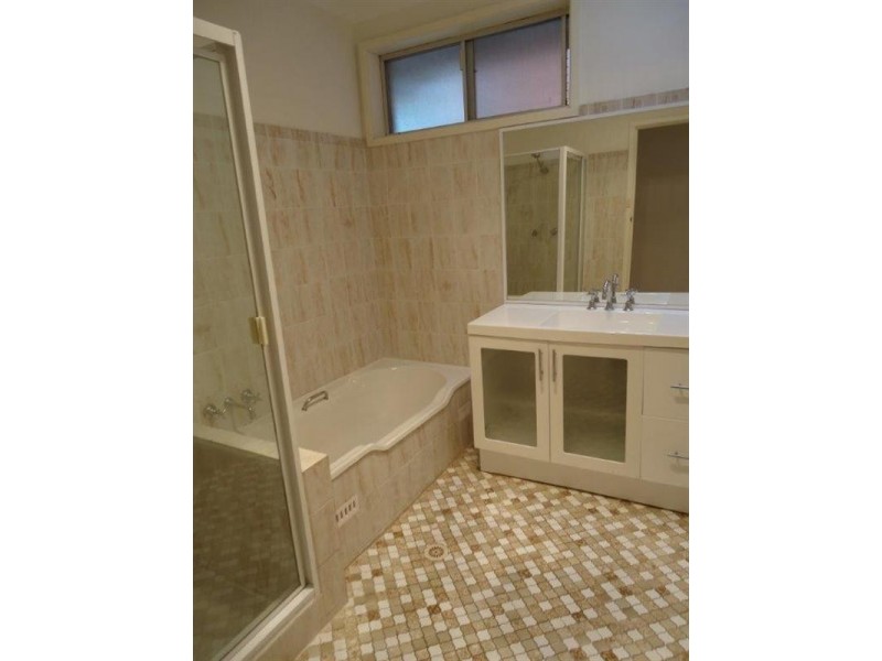 5 Dalton Close, Belmont North NSW 2280