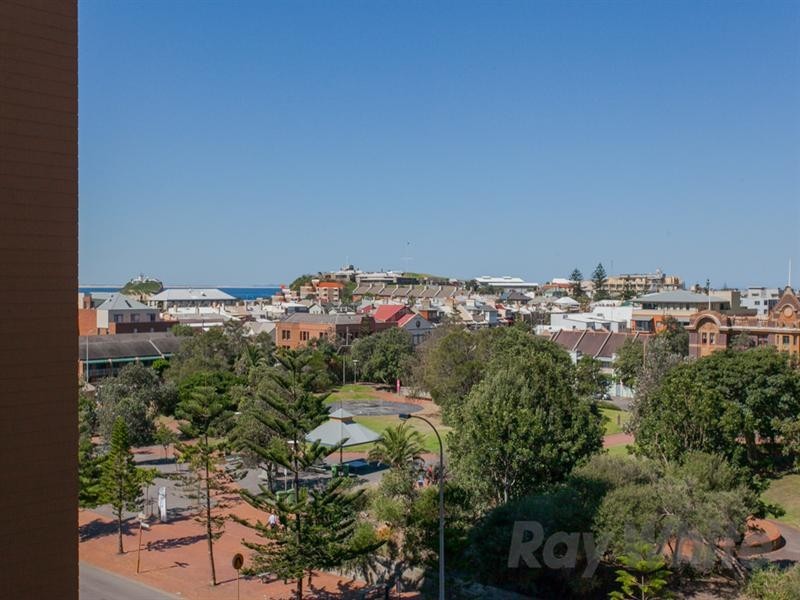 403/26 Pacific Street, Newcastle NSW 2300
