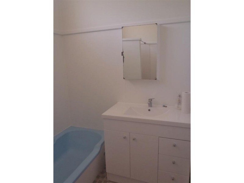 131 Cowlishaw Street, Redhead NSW 2290