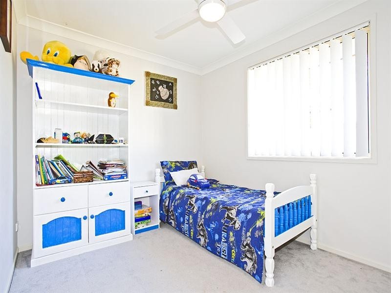 1 Hebe Place, Cameron Park NSW 2285