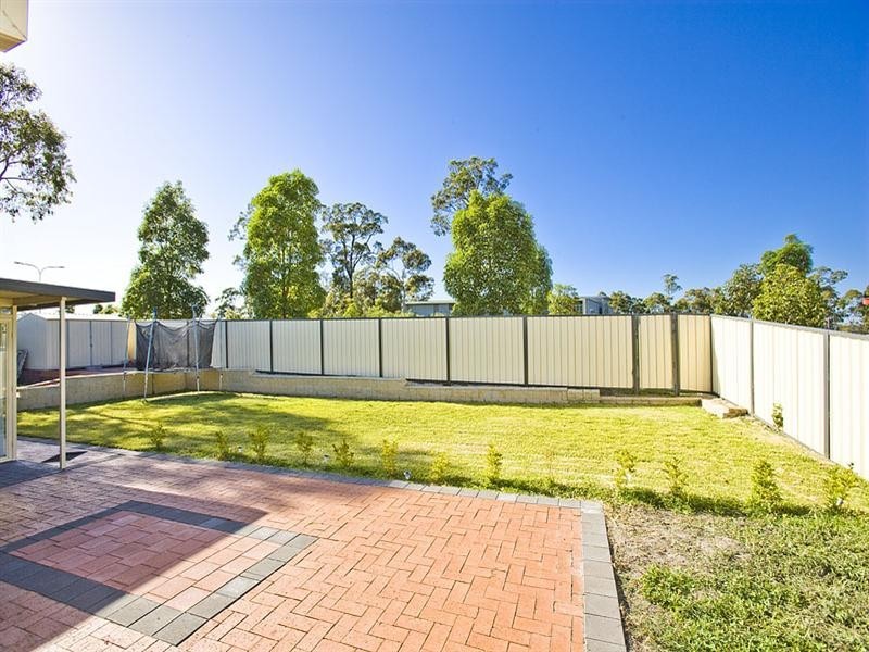 1 Hebe Place, Cameron Park NSW 2285