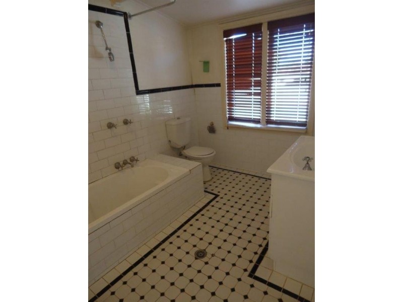 146 Turton Road, Waratah NSW 2298