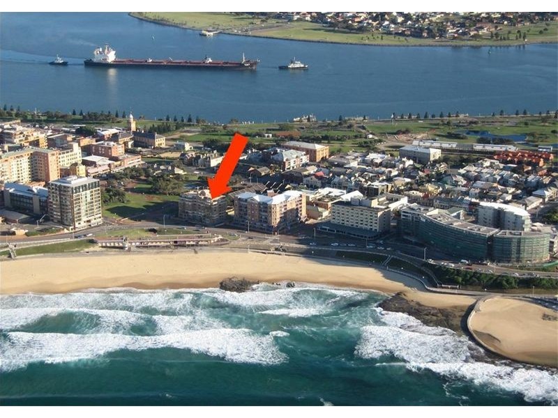30 Tyrrell Towers, 55 Shortland Esplanade, Newcastle NSW 2300