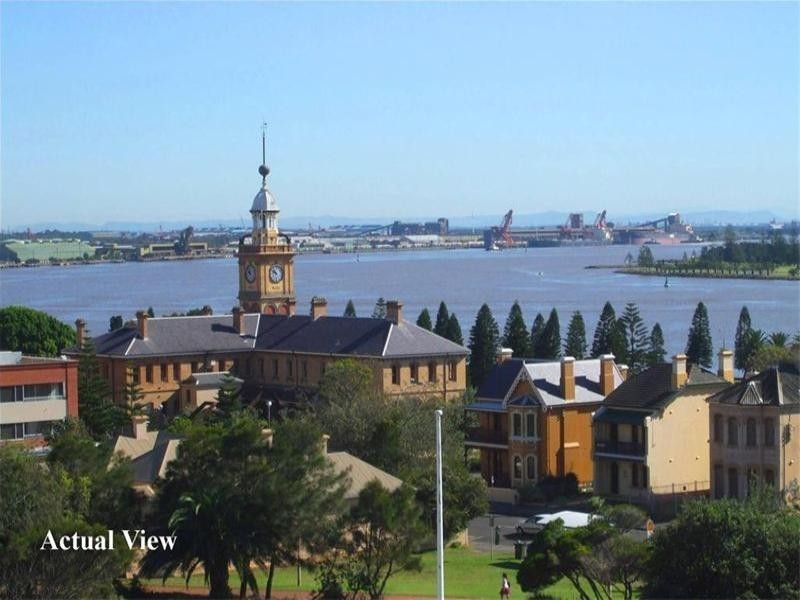 30 Tyrrell Towers, 55 Shortland Esplanade, Newcastle NSW 2300