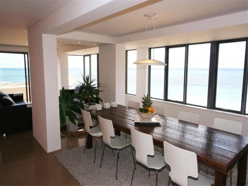 30 Tyrrell Towers, 55 Shortland Esplanade, Newcastle NSW 2300