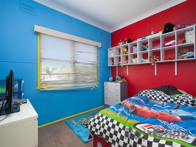 112 Lorna Street, Waratah West NSW 2298