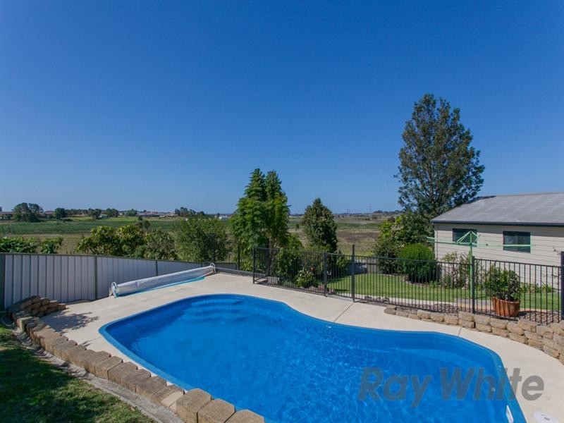 4 Witchard Place, Maryland NSW 2287