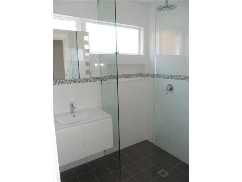 2/38 Nesca Parade, The Hill NSW 2300