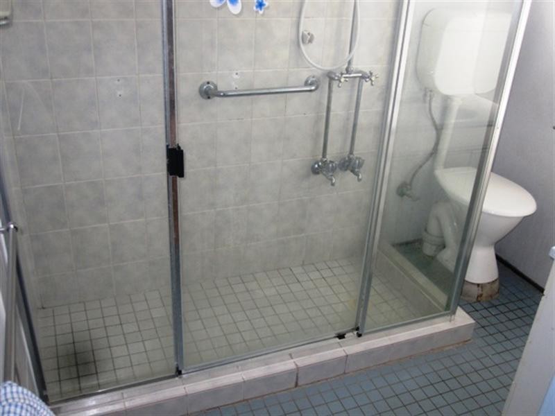 183 Broadmeadow Road, Broadmeadow NSW 2292