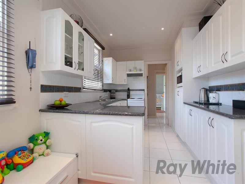 22 Lawson Road, Macquarie Hills NSW 2285