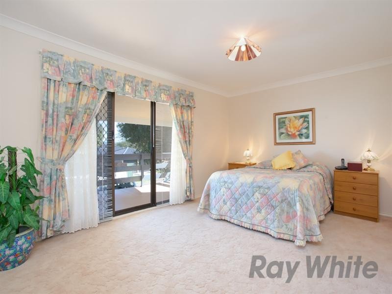 18 Jones Avenue, Warners Bay NSW 2282