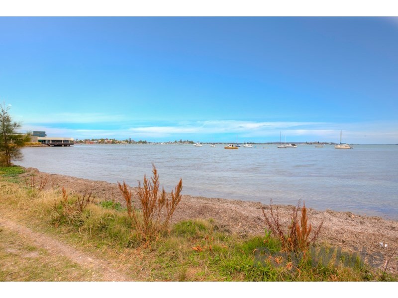 72 Ross Street, Belmont NSW 2280