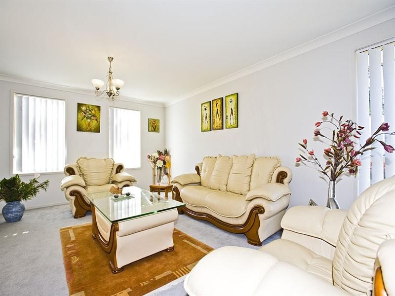 1 Hebe Place, Cameron Park NSW 2285